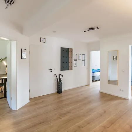 アパート Kleeoase - Luxus Apartment- Jacuzzi - Dachterrasse - Kochinsel - Kostenlose Parkplaetze - In 10 Min