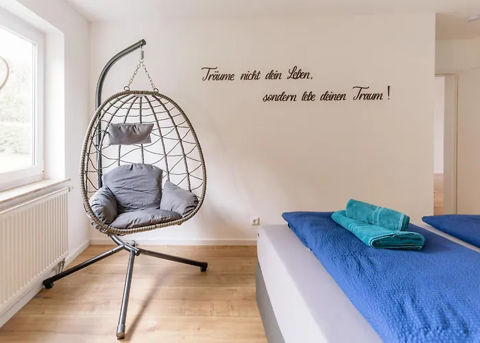 Kleeoase - Luxus Apartment- Jacuzzi - Dachterrasse - Kochinsel - Kostenlose Parkplaetze - In 10 Min Appartement *