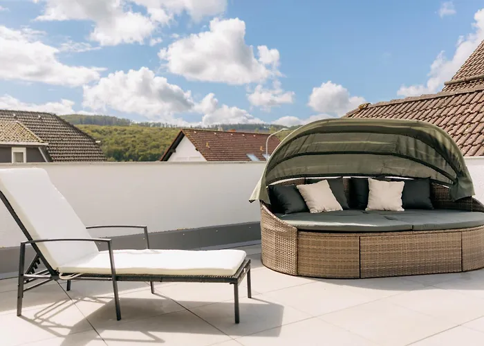 Kleeoase - Luxus Apartment- Jacuzzi - Dachterrasse - Kochinsel - Kostenlose Parkplaetze - In 10 Min Appartement